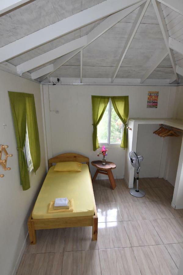Soufriere Guesthouse Buitenkant foto