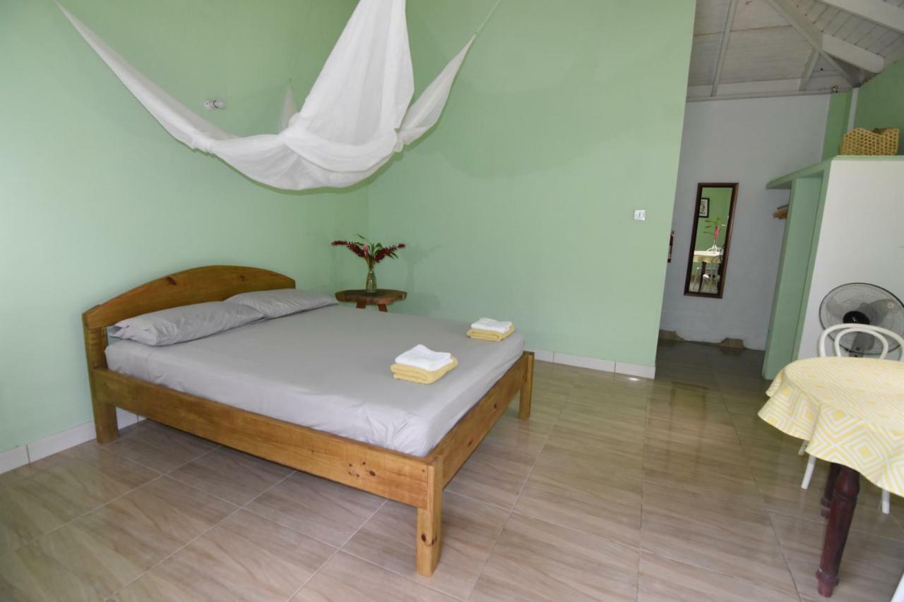 Soufriere Guesthouse Buitenkant foto