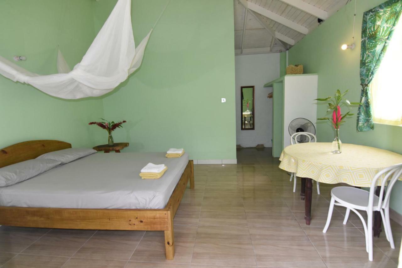 Soufriere Guesthouse Buitenkant foto