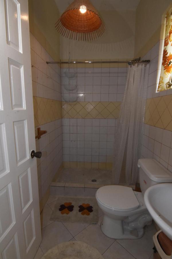 Soufriere Guesthouse Buitenkant foto